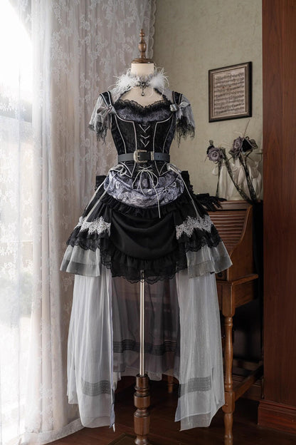 Beautifully Crafted Dress in a Classic Style