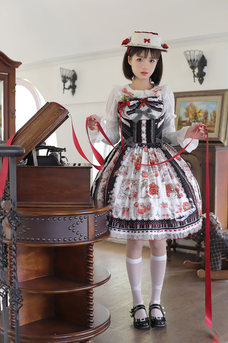 Strawberry Manor Lolita Suspender Dress