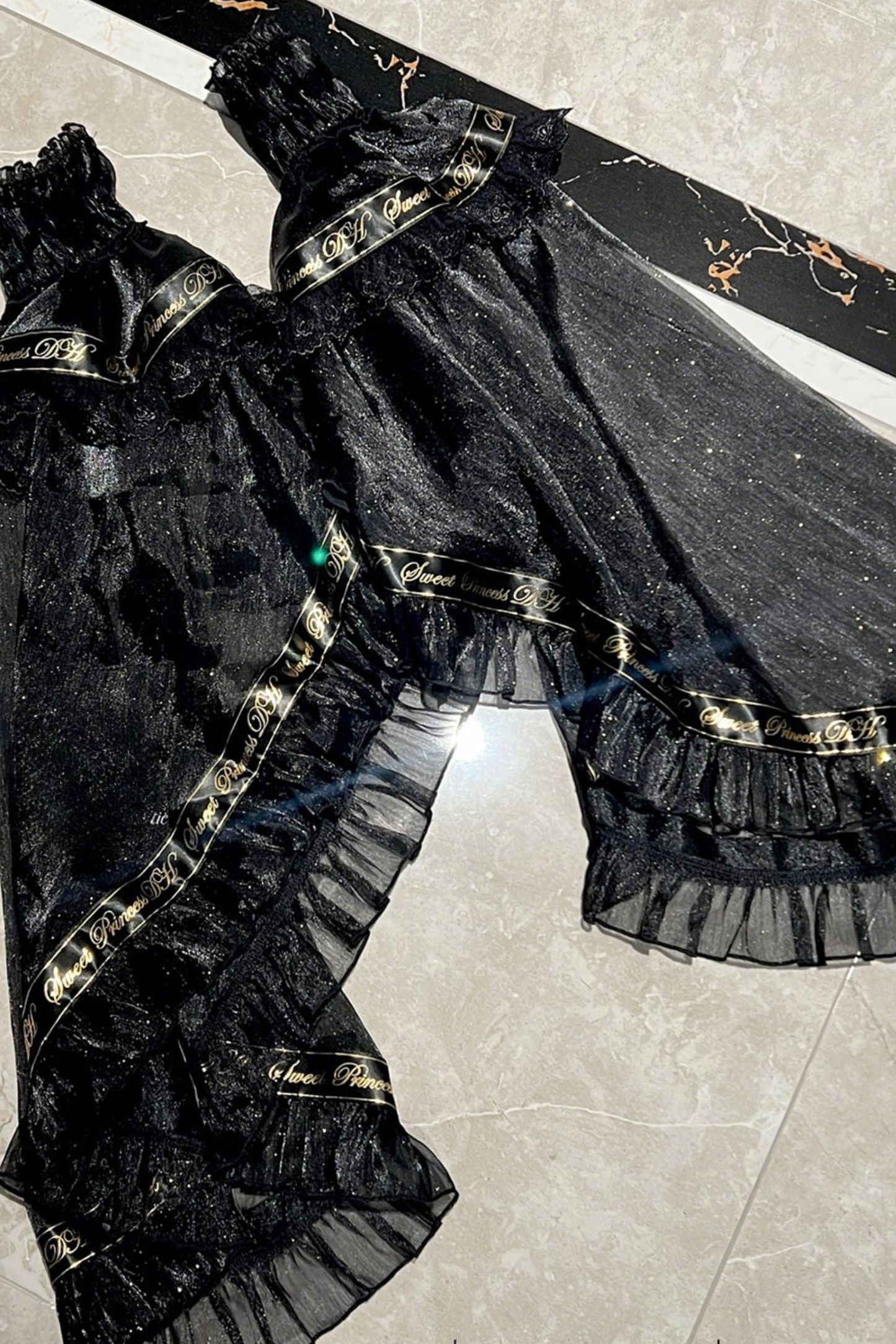 Golden Gothic Dress + Choker + Sleeve + Badge