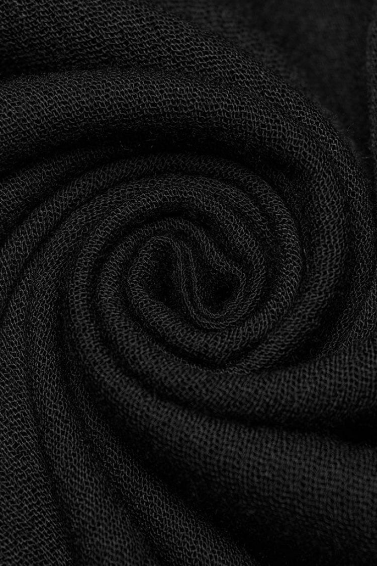Beautifully Finished Blouse in a Timeless Design