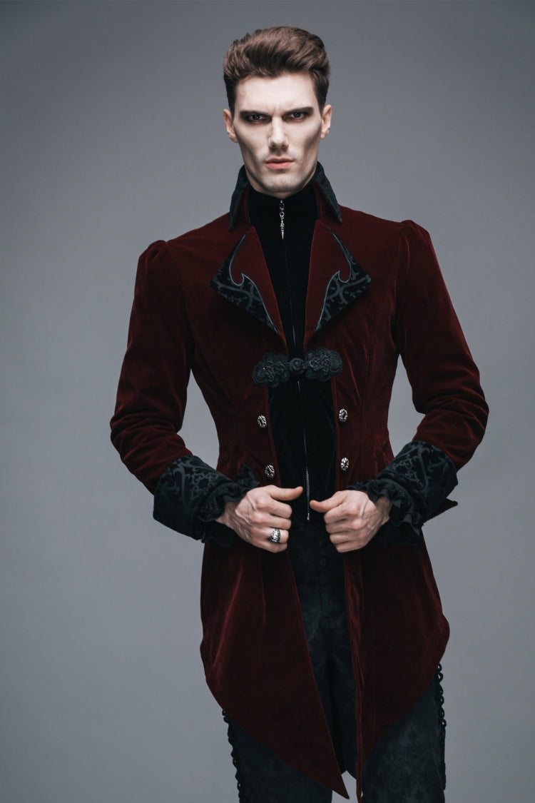 Beautifully Finished Coat in a Timeless Design