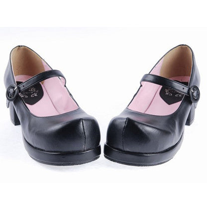 Finely Styled Shoes with a Classic Vintage Look