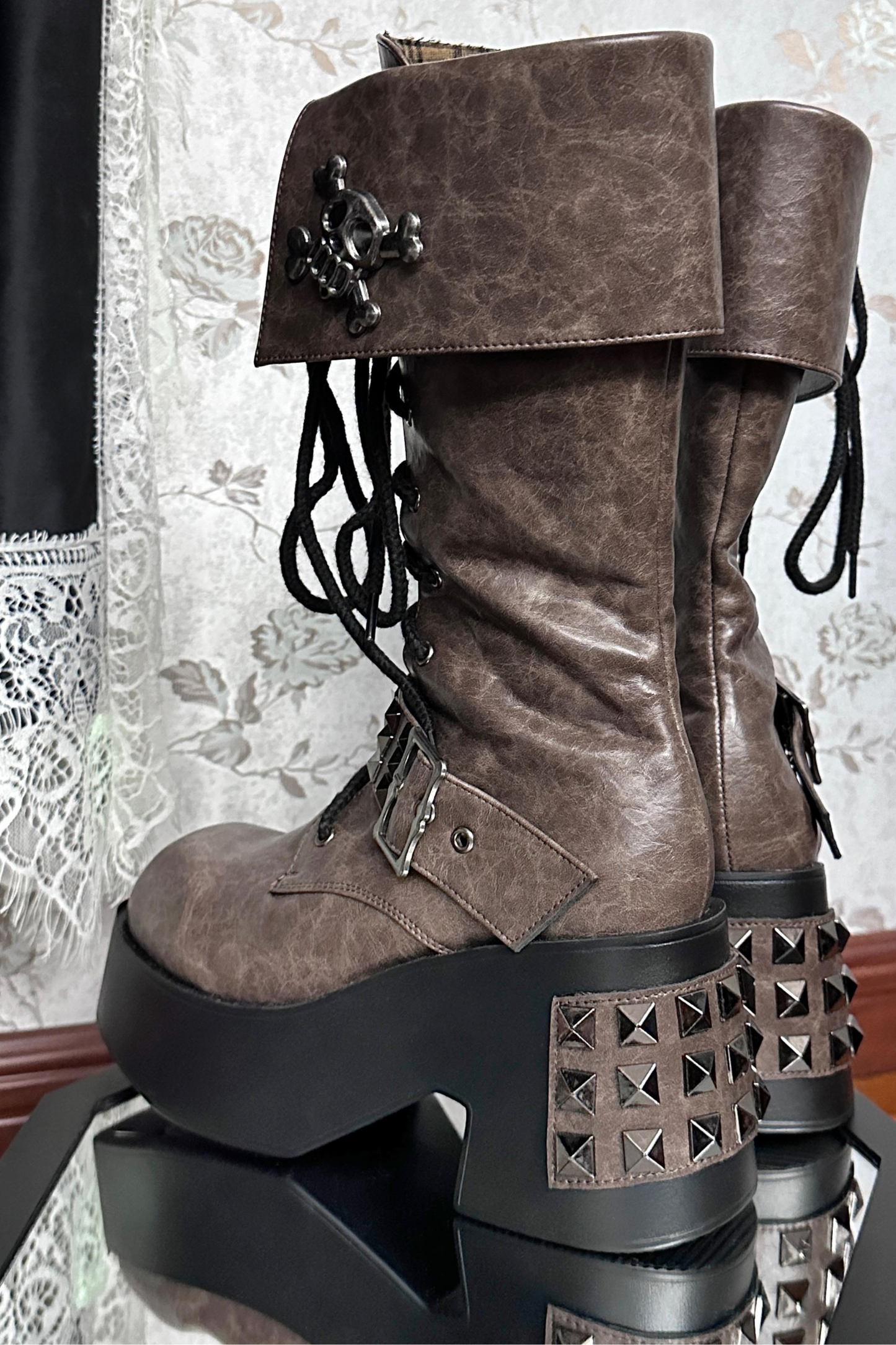 Dark Rock Silenia Boots