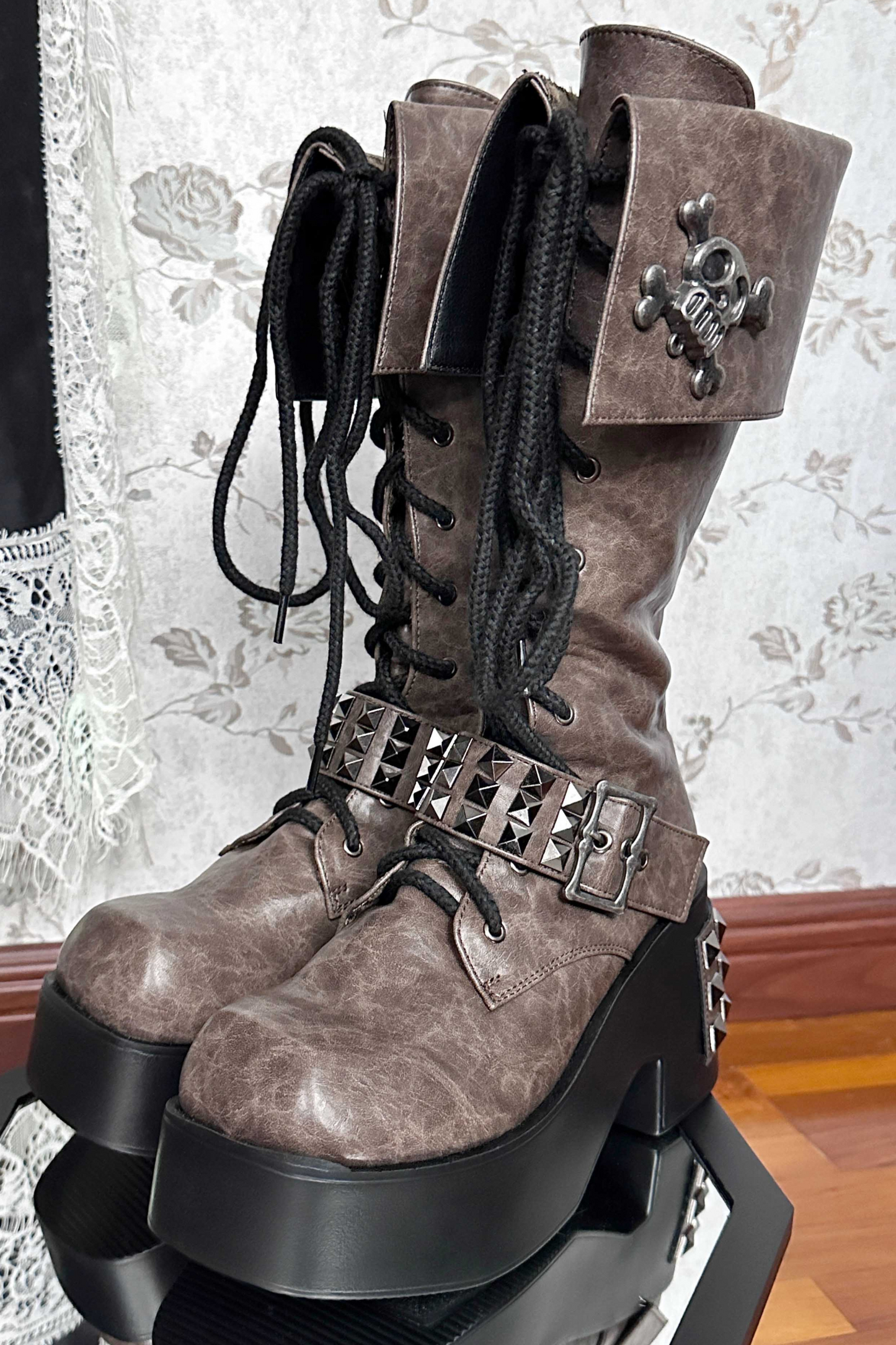 Dark Rock Silenia Boots