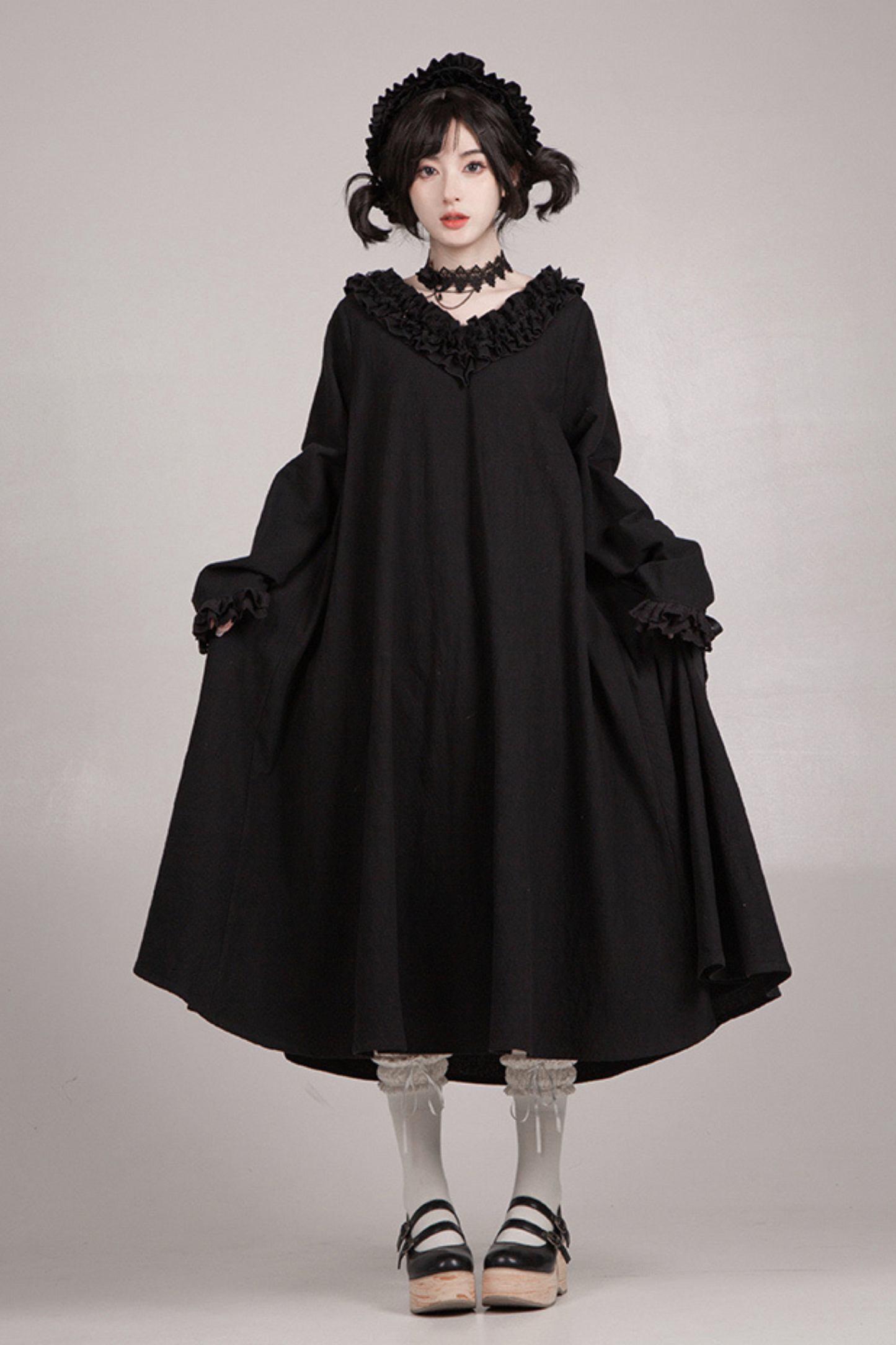 [pre-order] Gothic Doll Lolita Dress + Lolita Apron