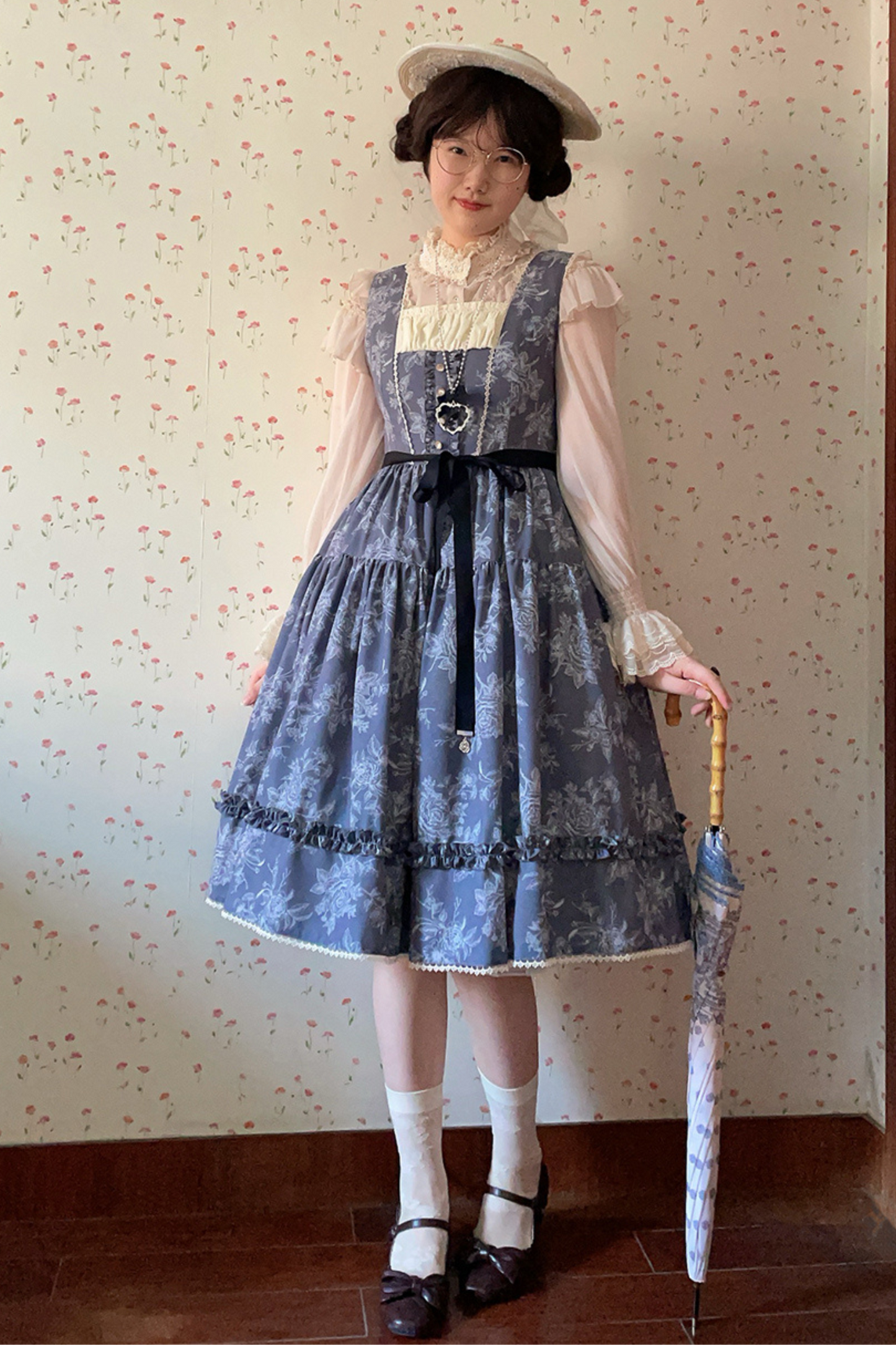 Sketch Wild Rose Lolita Jumper Skirt