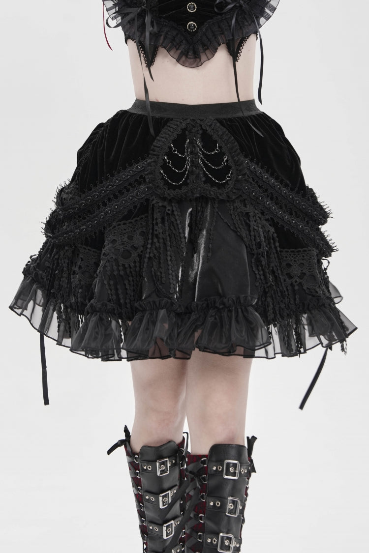 Finely Styled Garment with a Classic Vintage Look
