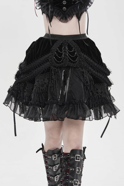 Finely Styled Garment with a Classic Vintage Look