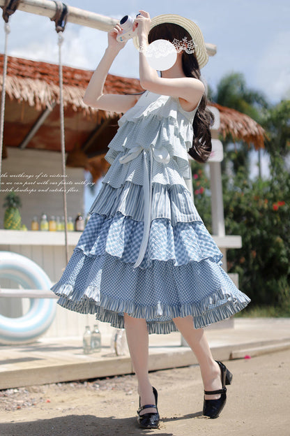 Subtly Elegant Dress with a Refined Vintage Look
