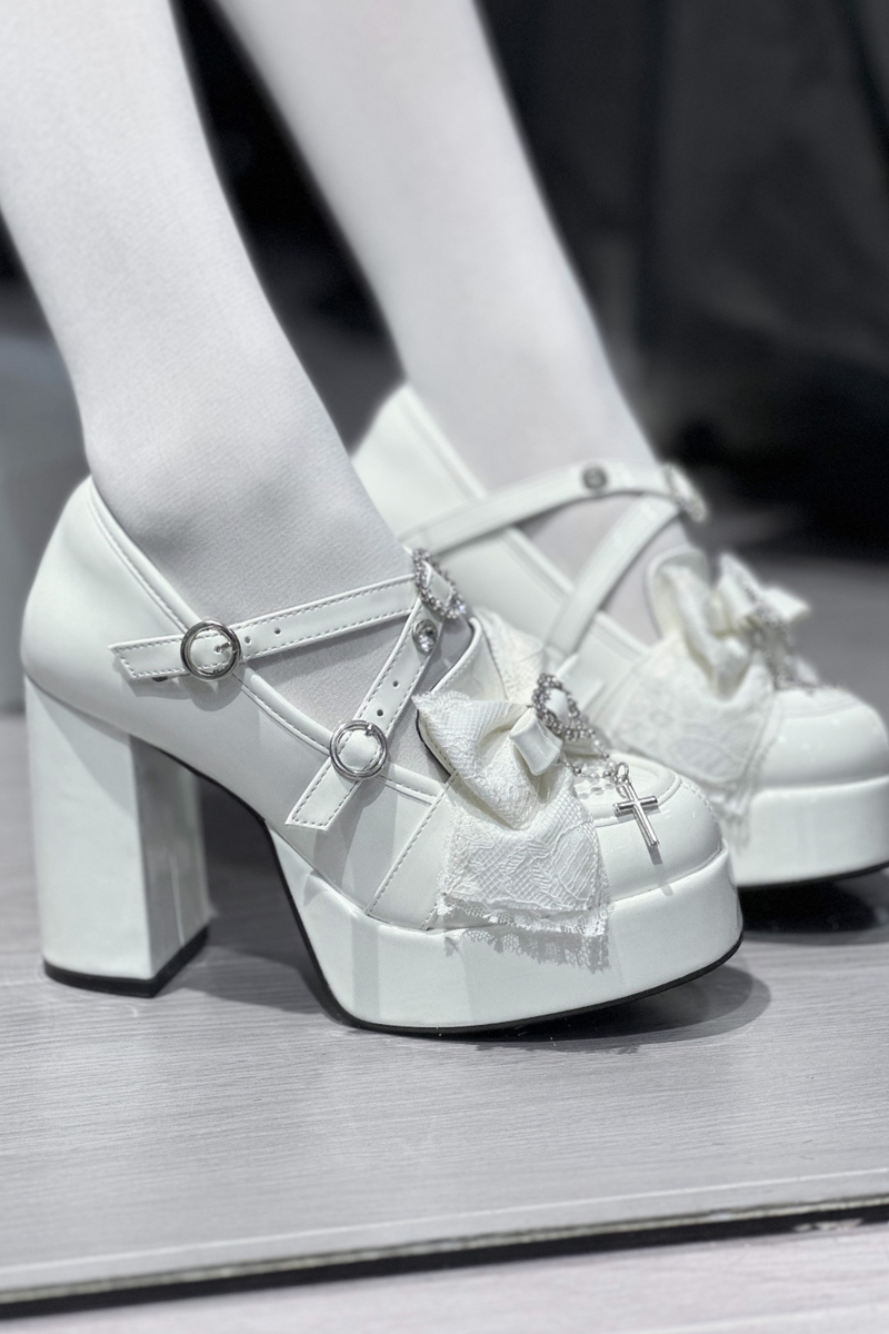 Stone Heart Ribbon Platform Shoes