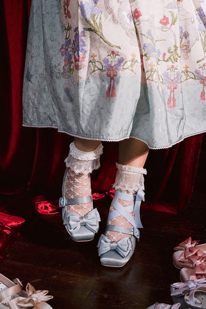 Lace-up Ribbon Satin Square Toe Shoes