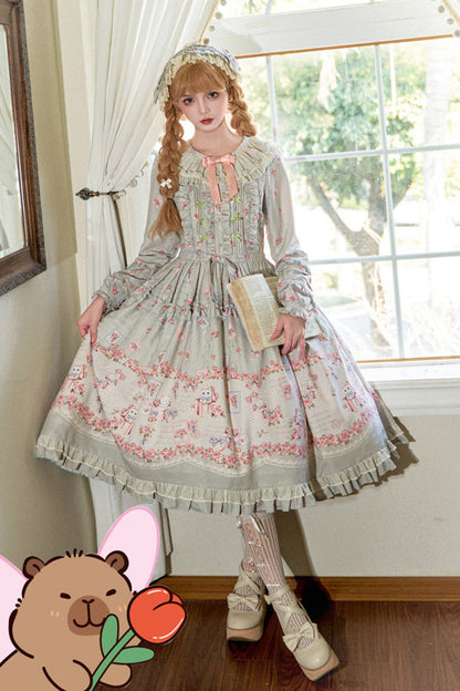 Subtly Elegant Dress with a Refined Vintage Look