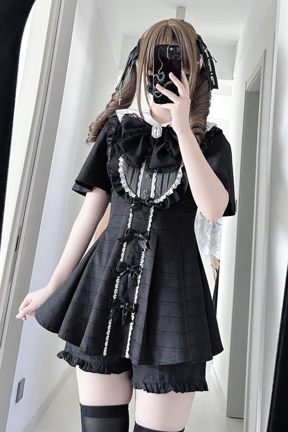 Casually Elegant Dress with a Refined Edge