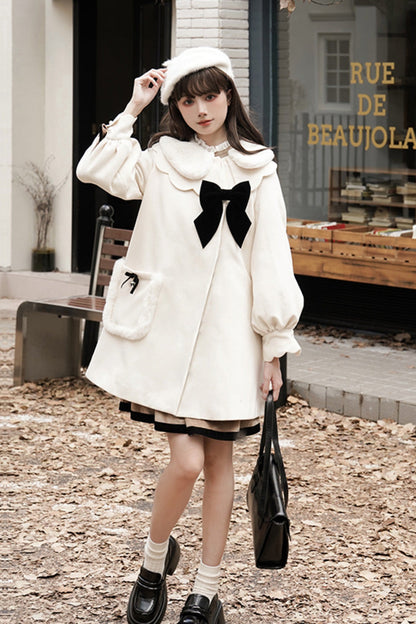 Sophisticated Coat with a Clean Classic Look