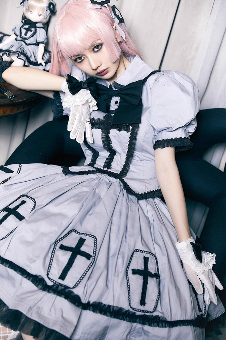 Finely Styled Dress with a Classic Vintage Look