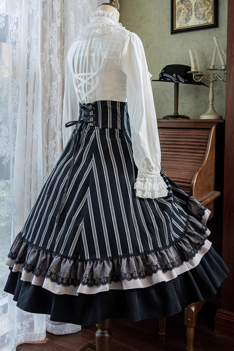 Finely Styled Garment with a Classic Vintage Look