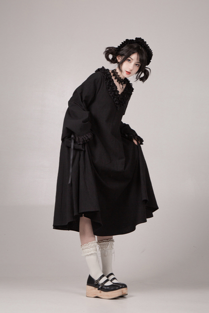 [pre-order] Gothic Doll Lolita Dress + Lolita Apron
