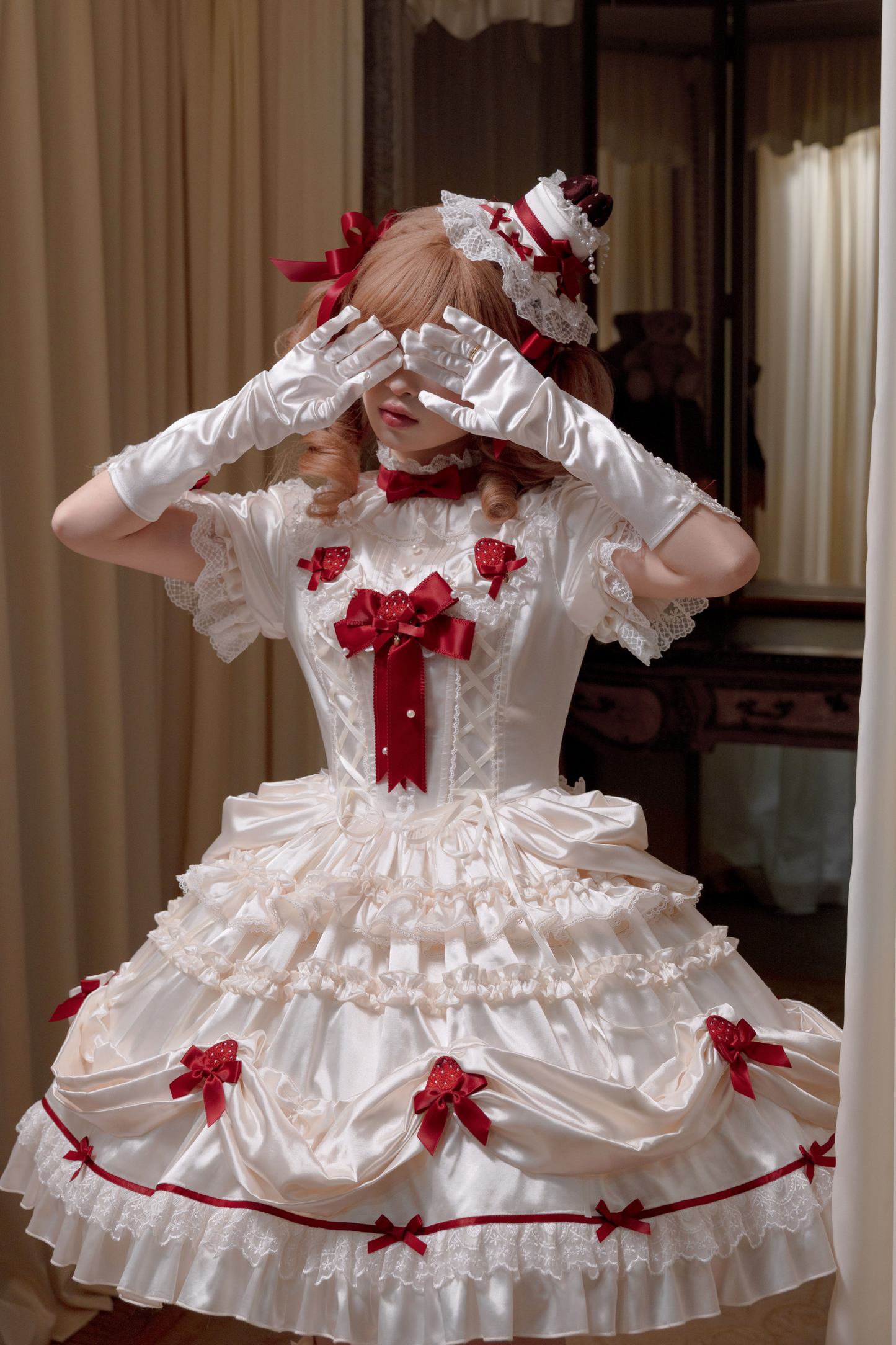 [pre-order Deadline: March 29] Cream Strawberry Lolita Dress