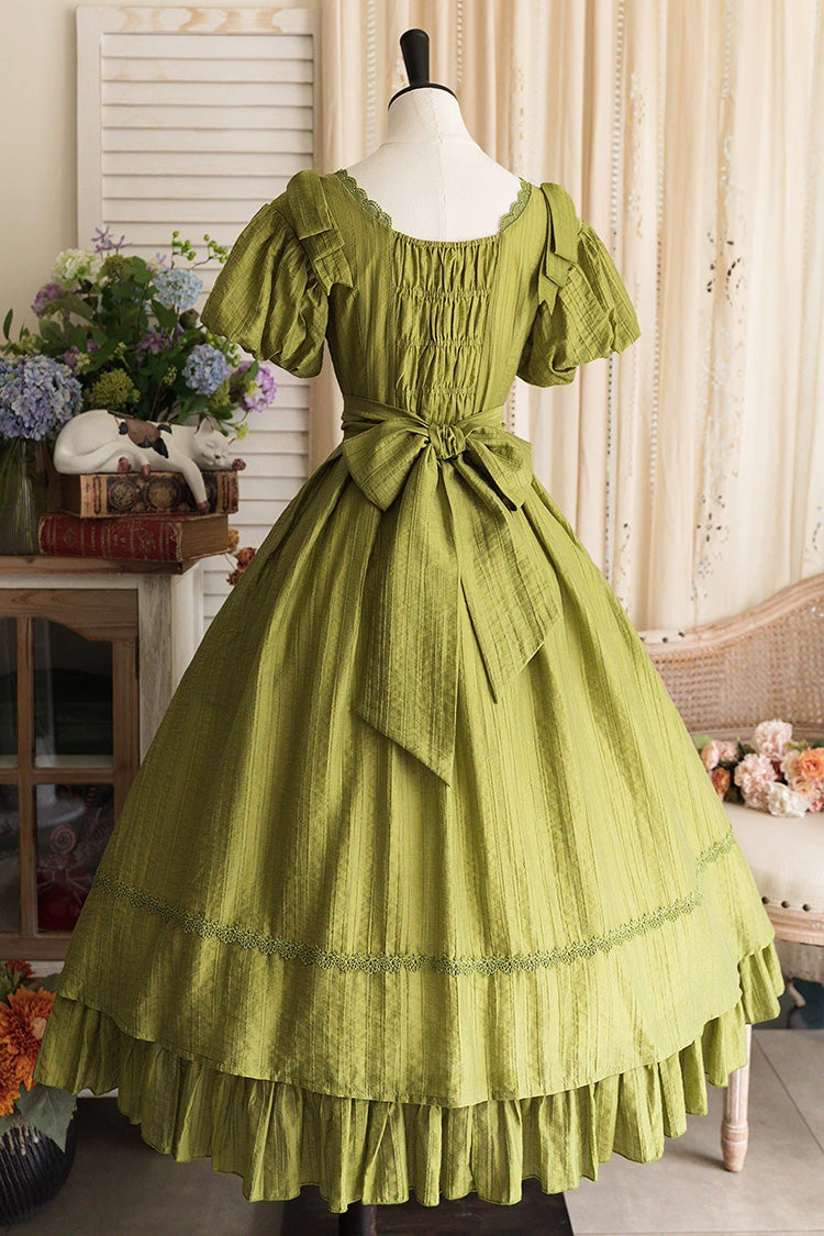 Vintage Style Dress with a Modern Fit