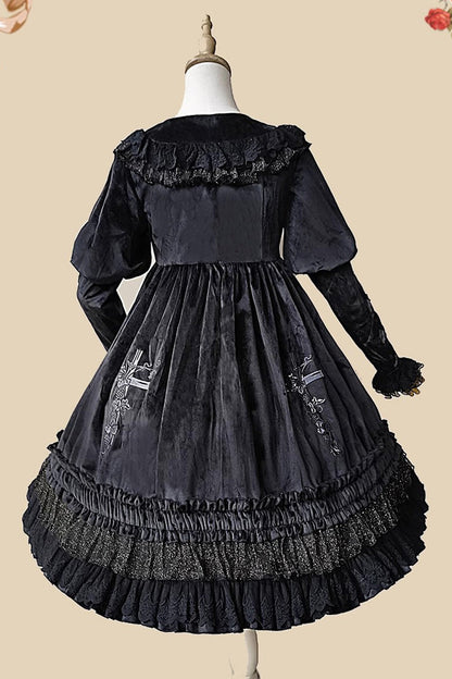Classic Designed Dress in a Timeless Cut