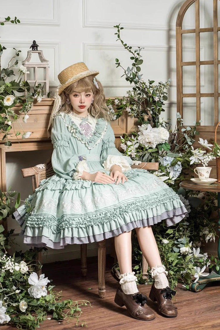 Vintage Style Dress with a Modern Fit