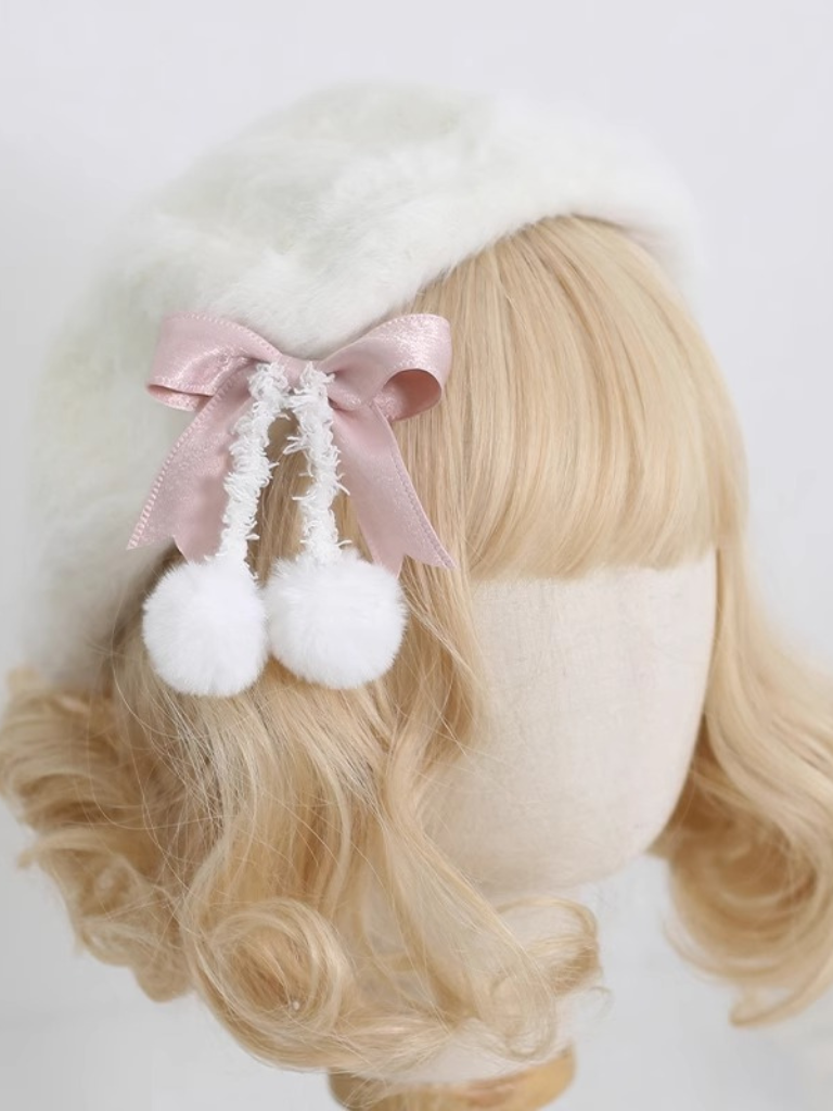 Cream Fur Ribbon Pom-pom Beret