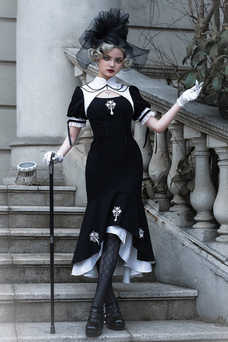 Finely Styled Dress with a Classic Vintage Look