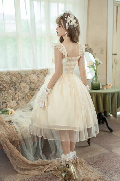 Thoughtfully Designed Dress in a Timeless Style