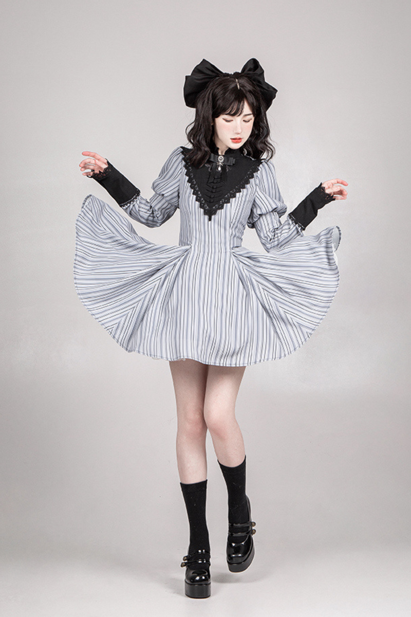 [pre-order] Stripe Lolita Dress + Apron + Necklace + Ribbon