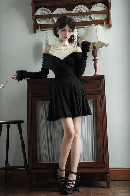 Low V-neck Knit Stretch Slim Dress