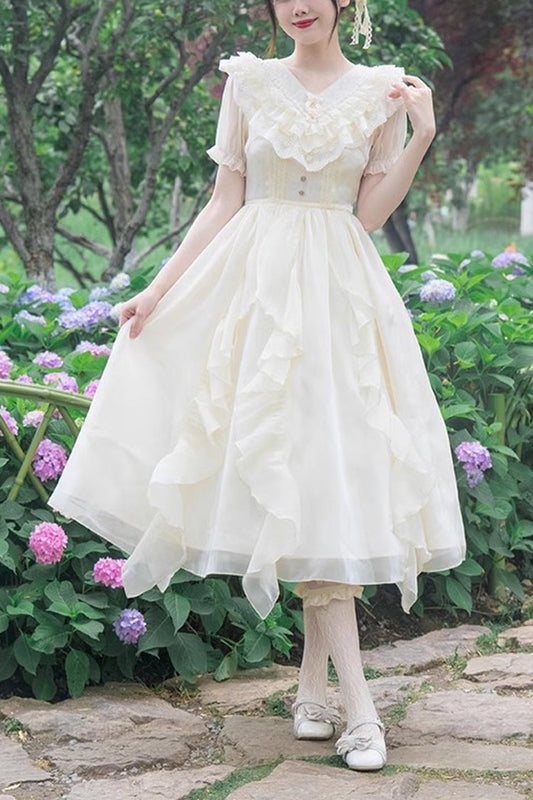 Effortlessly Elegant Dress with a Timeless Design