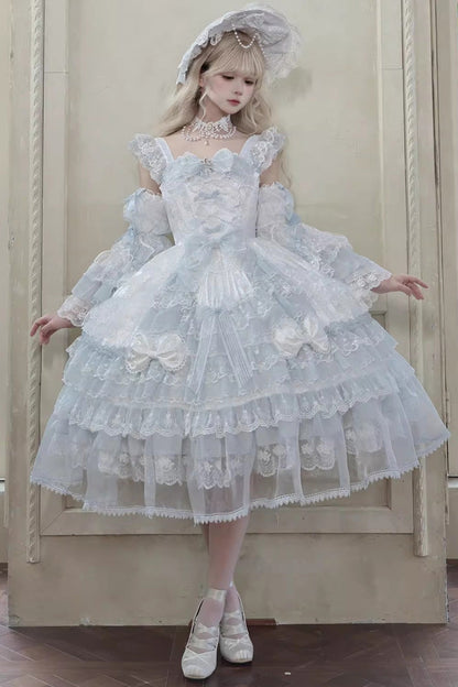 Subtly Elegant Dress with a Refined Vintage Look