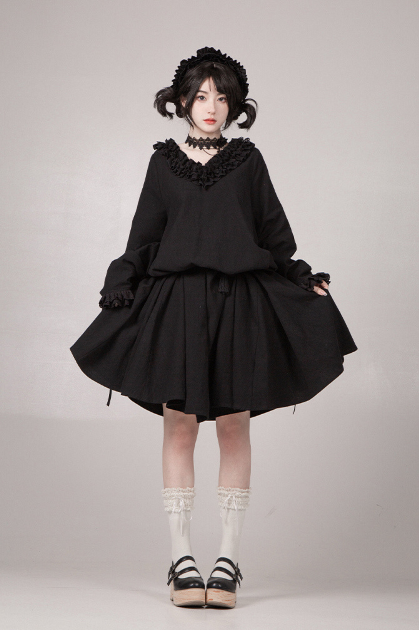 [pre-order] Gothic Doll Lolita Dress + Lolita Apron