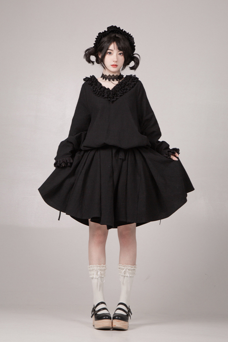 [pre-order] Gothic Doll Lolita Dress + Lolita Apron