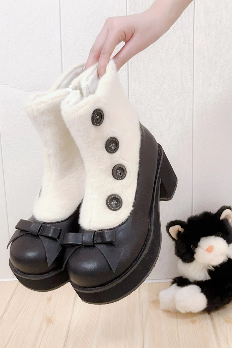 [pre-order] Retro Button Fur Socks Cover Fake Design Boots