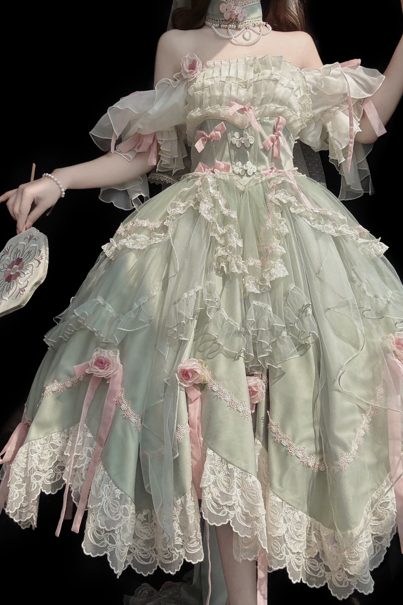 Sweet Princess Dress + Train + Veil + Accessories