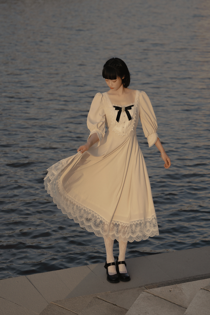 Retro Lace Classic Lolita Dress
