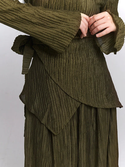 Dark Retro Waist Top + Loose Long Skirt