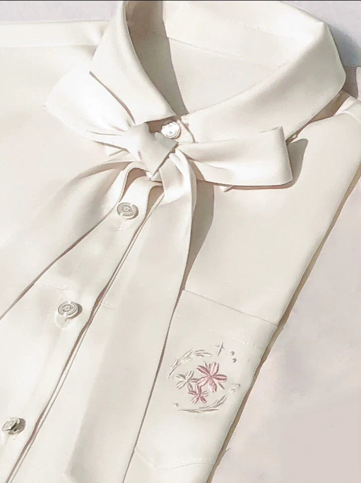 College Black Trench Coat + Metal Badge + Embroidery Ribbon Shirt + Pleated Skirt