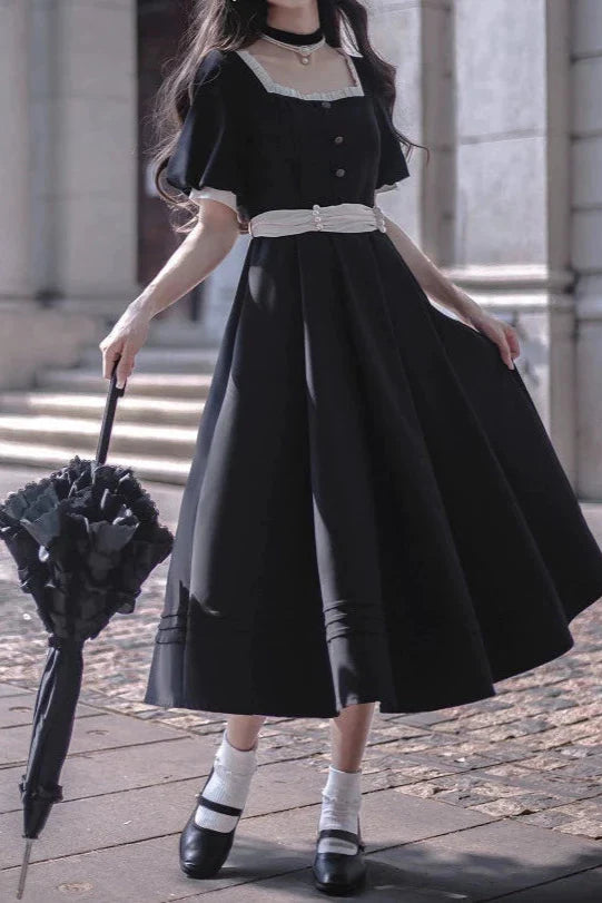 [pre-order] Black Square Collar French Retro Dress + Waist Ribbon + Black Ribbon Headband + Pearl Necklace