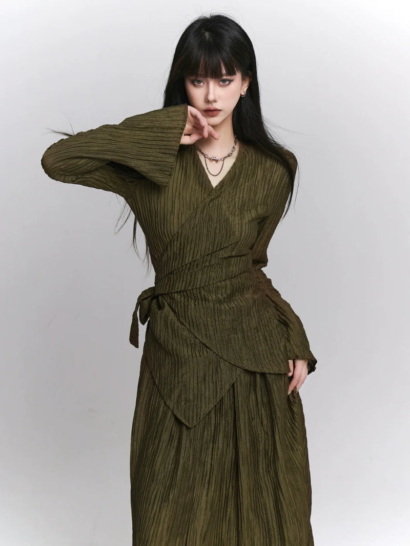 Dark Retro Waist Top + Loose Long Skirt