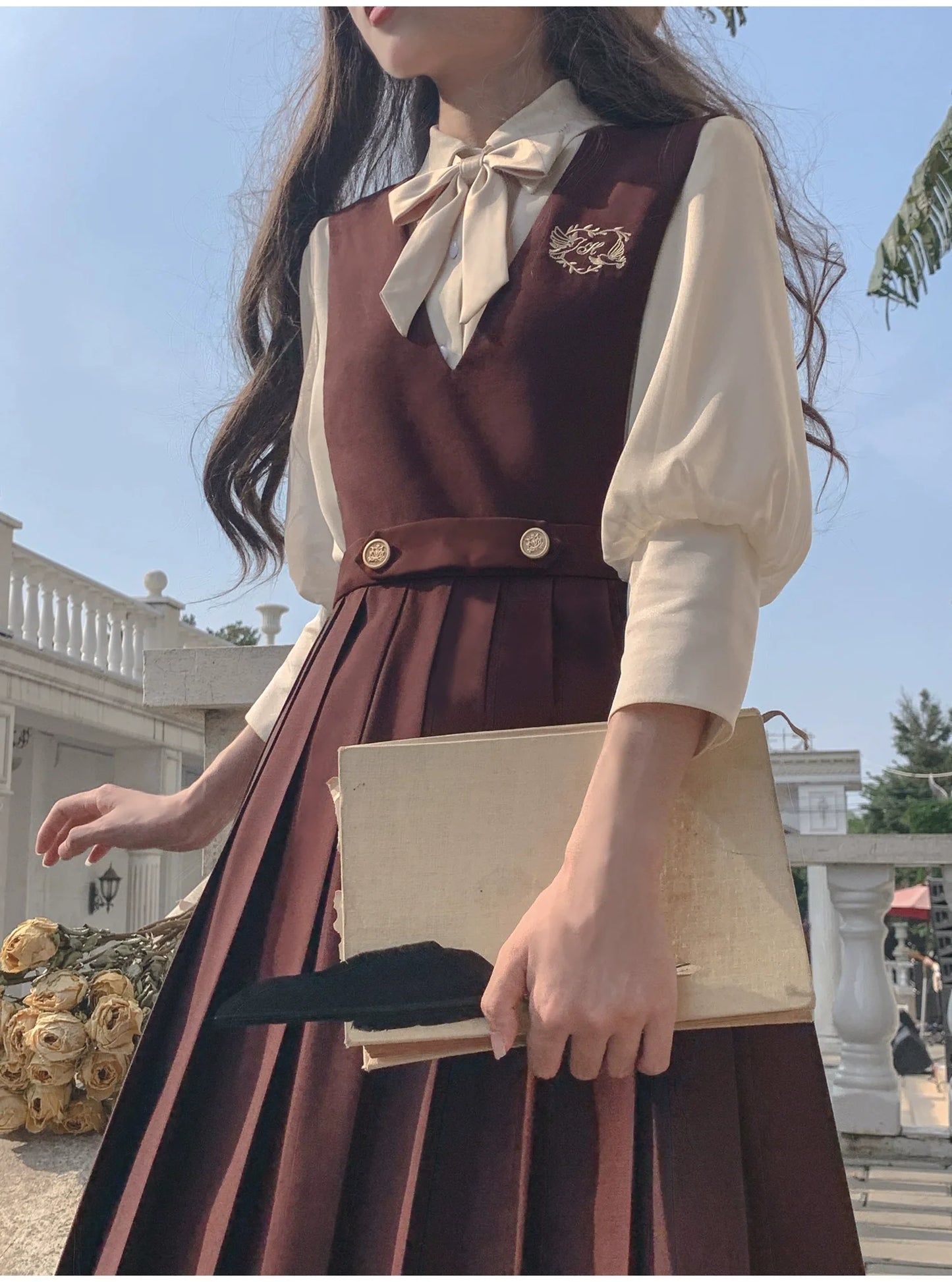 College Style Cream Chiffon Inner Shirt + V Neck Vest Skirt + Ribbon Accessories [pre-order]
