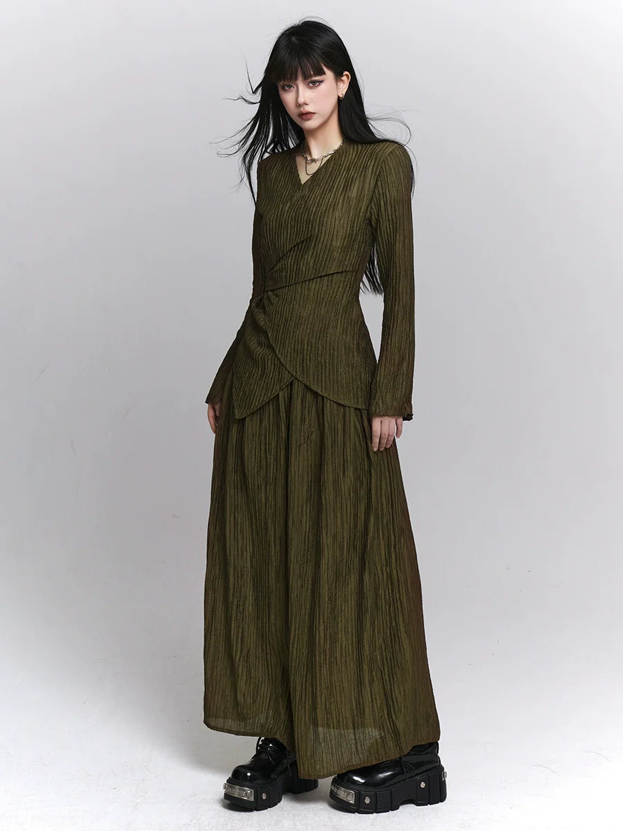 Dark Retro Waist Top + Loose Long Skirt