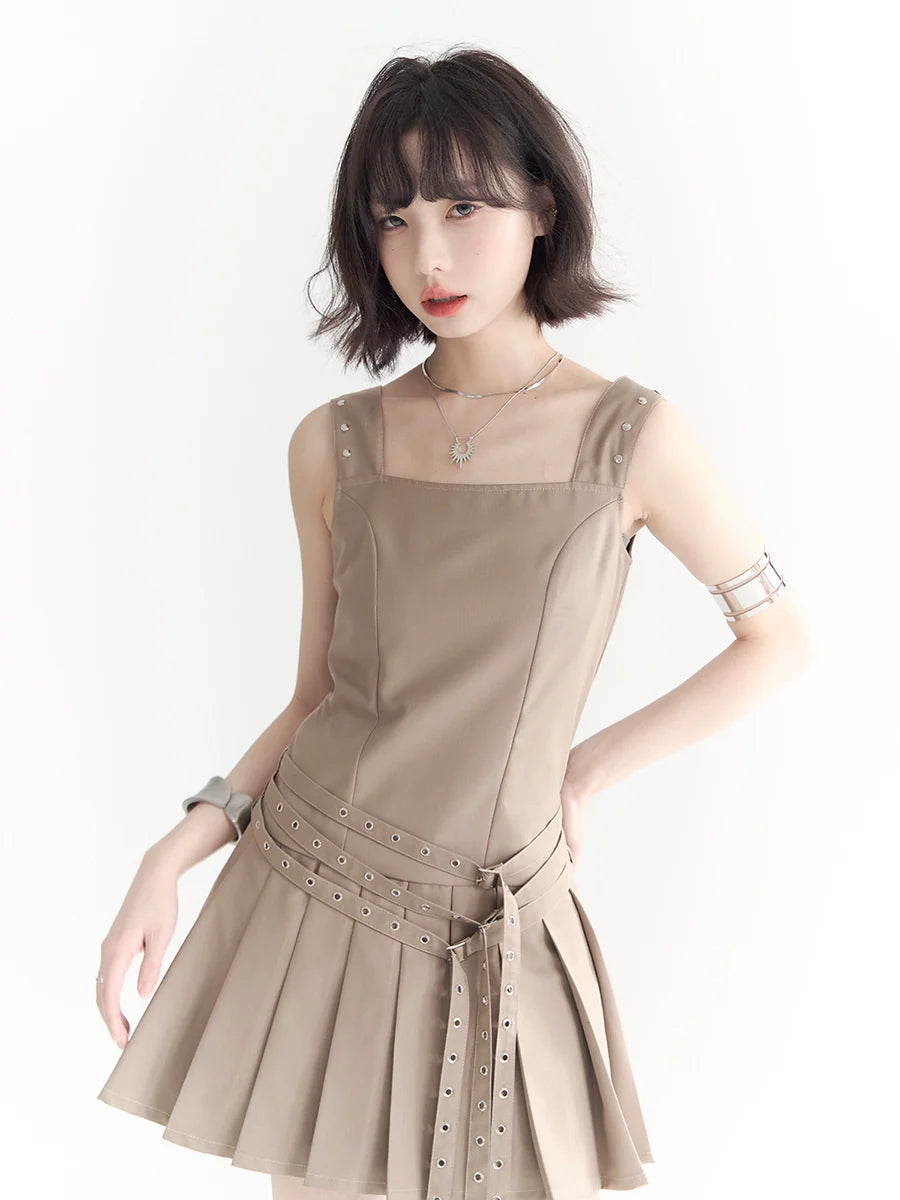 Retro Design Strap Short Pleated Vest Dress