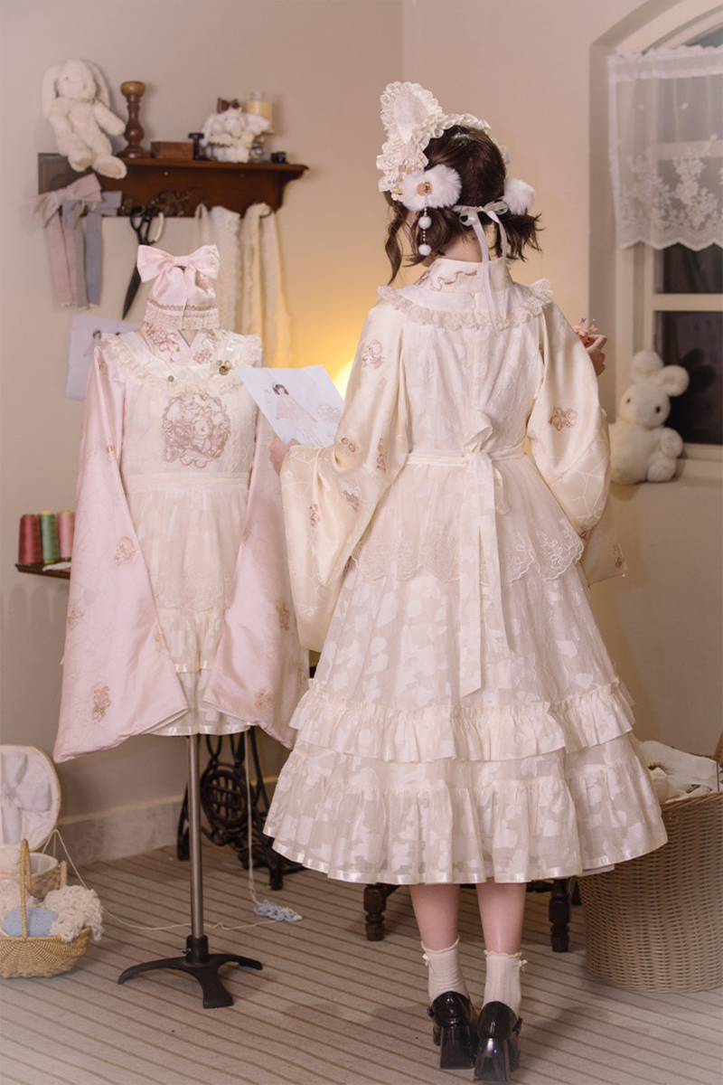 Chinese-style Pastel Top + Apron + Bow + Necklace + Brooch + Hair Accessories