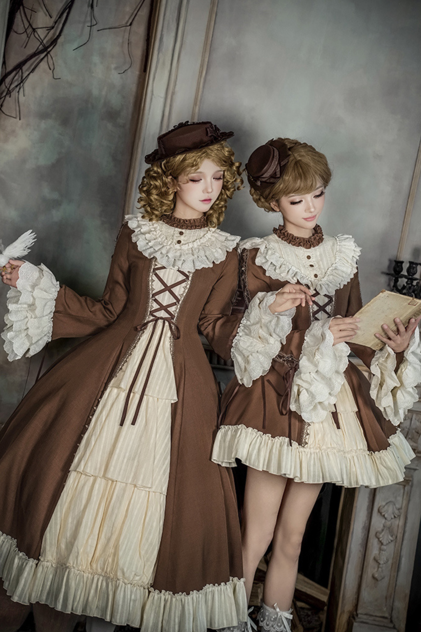 Lace Stand Collar Flared Sleeve Twin Doll Lolita Dress + Collar + Hat