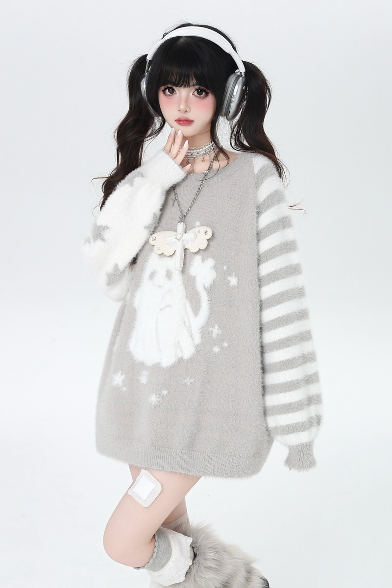 Asymmetric Sleeve Loose Top