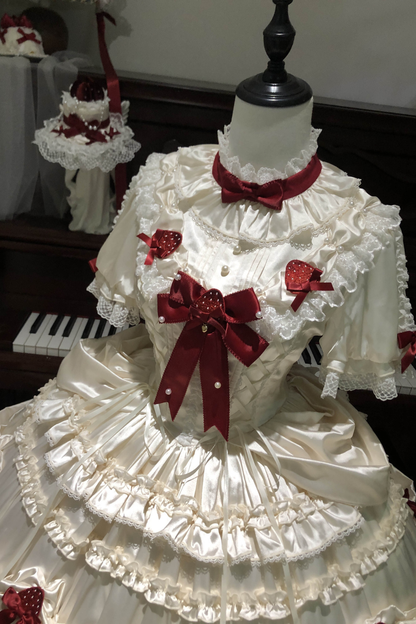 [pre-order Deadline: March 29] Cream Strawberry Lolita Dress