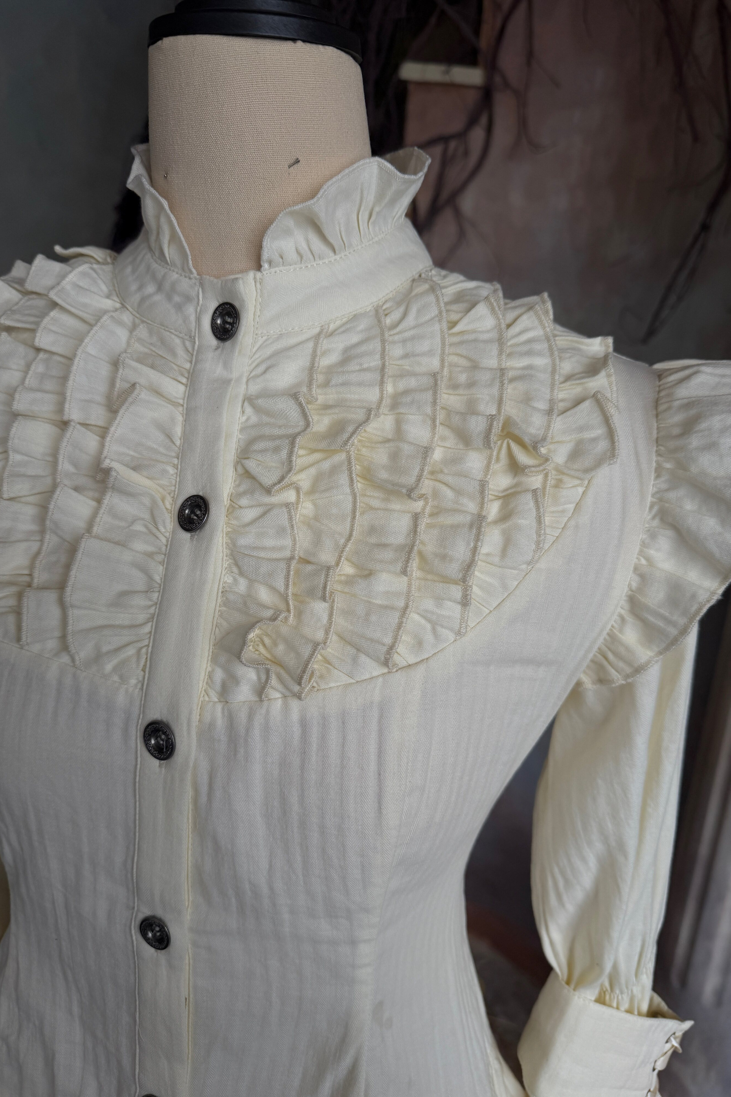 Lace Ruffle Puff Sleeve Blouse