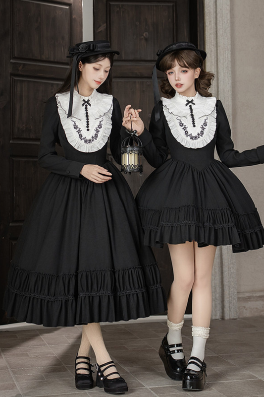 Gothic Dress + Fake Collar + Hat